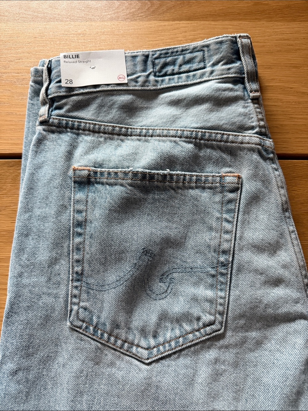 NEW AG Billie Jean Soft Focus Destructed Women’s Jeans — Light Blue size 28